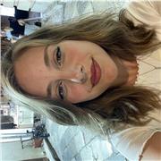 Se hai bisogno di aiuti con l’inglese o il francese, contattami. Ci penso io!!